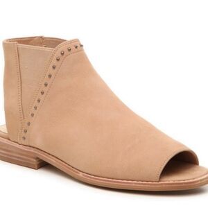 NWOT Sole Society Leather Birty Open Toe Shoe Size 7 1/2.